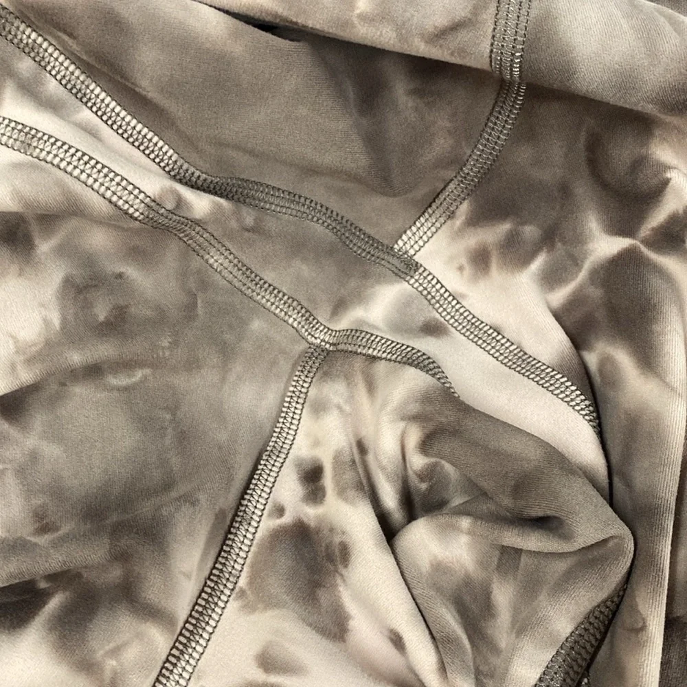 Lululemon Diamond Dye Mink Bery Lunar Shadow Grey Align | Size 8,  23 Inseam